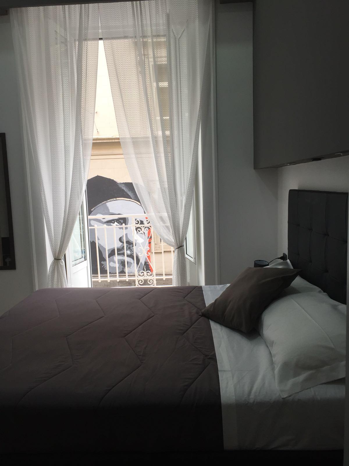 Mb95 - Mezzocannone Luxurious Bed&Breakfast Napels Buitenkant foto