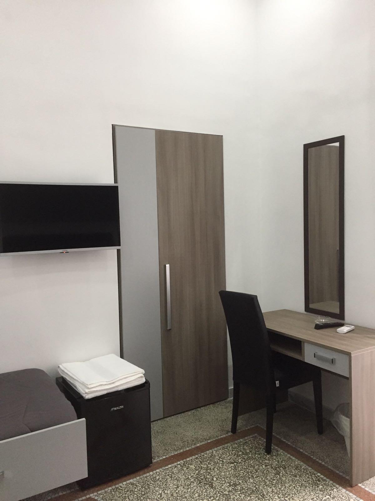 Mb95 - Mezzocannone Luxurious Bed&Breakfast Napels Buitenkant foto