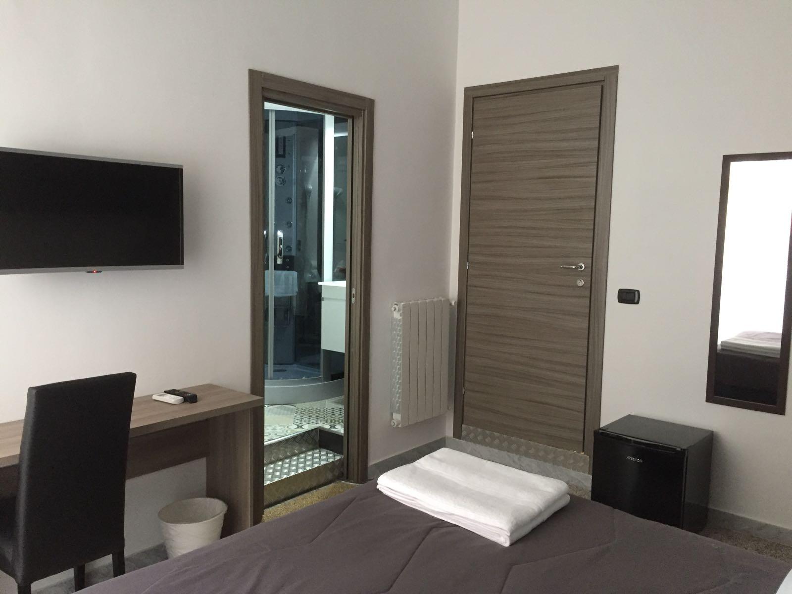 Mb95 - Mezzocannone Luxurious Bed&Breakfast Napels Buitenkant foto
